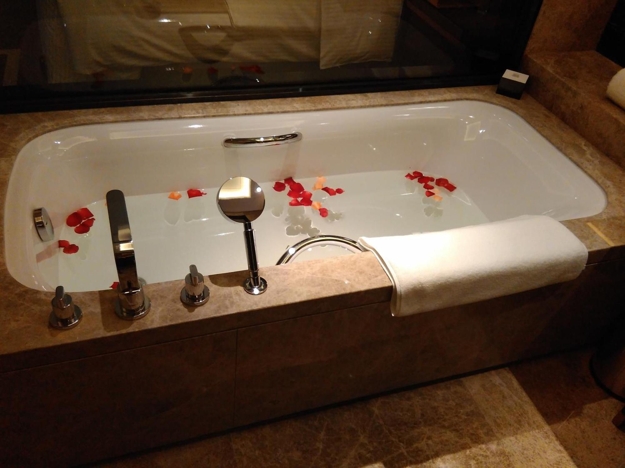 Wanda Realm Hotel Dongying Ruang foto