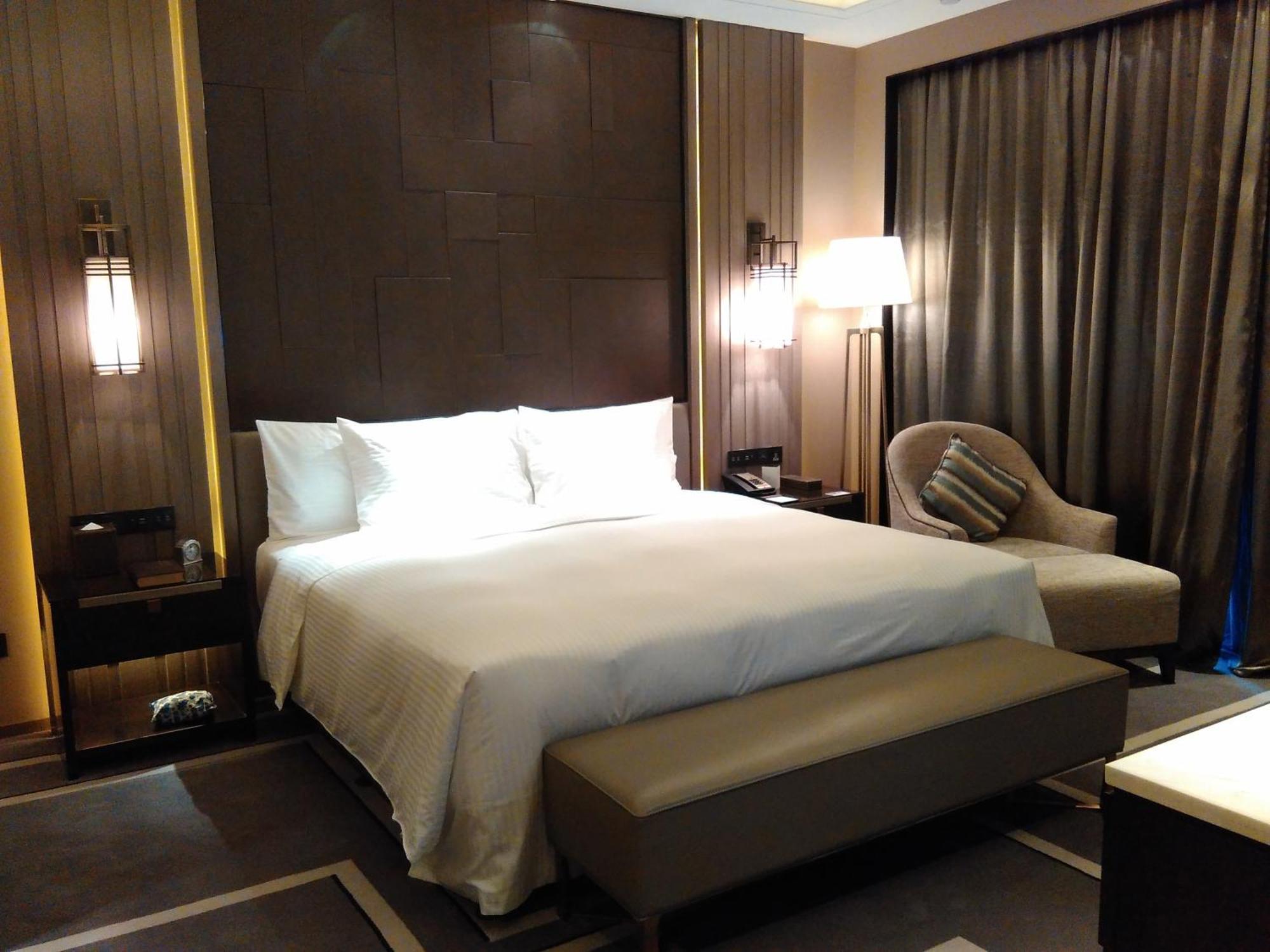 Wanda Realm Hotel Dongying Ruang foto