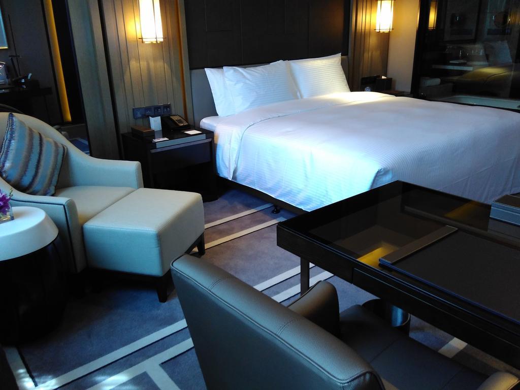 Wanda Realm Hotel Dongying Bagian luar foto
